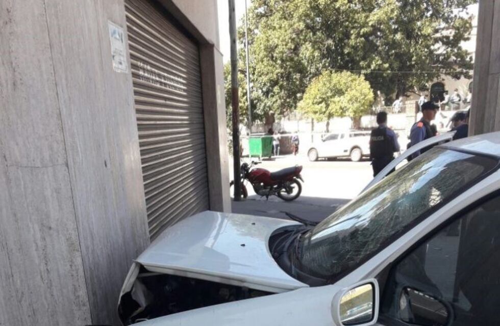 El auto de la persecución de zona sur era robado y uno de sus ocupantes tenía pedido de captura