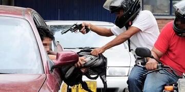 Continúa la búsqueda del “rompevidrio” que robó 62 mil pesos\u002E (Web)