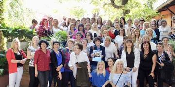 Bertone con las mujeres peronistas