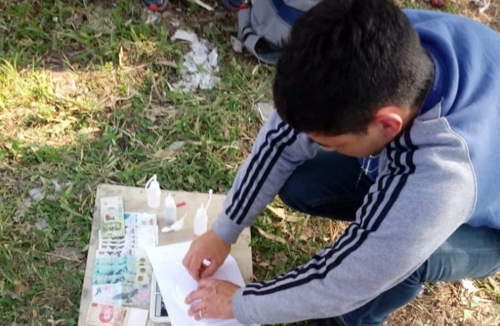 Paseaba por la ciudad con marihuana y cocaína