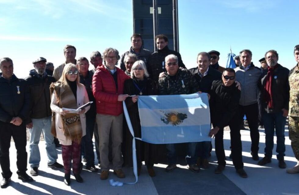 Pesatti rindió homenaje a los héroes caídos en Malvinas