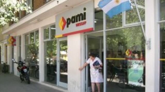 Advierten que la obra social ya no provee mu00e9dico ni ambulancia en la ciudad.