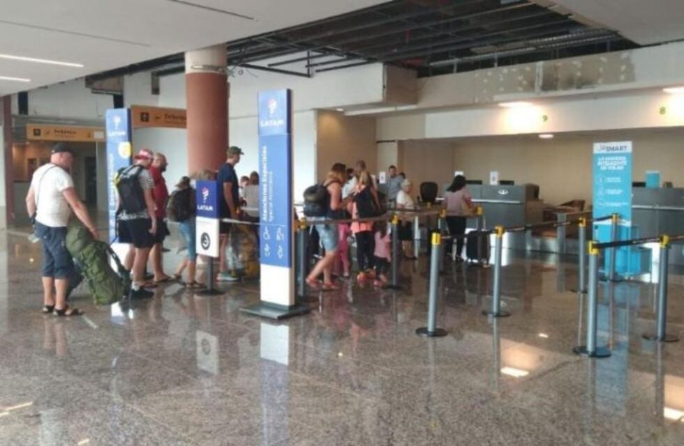 Coronavirus: el aeropuerto de Iguazú está abierto pero cancelaron cuatro vuelos
