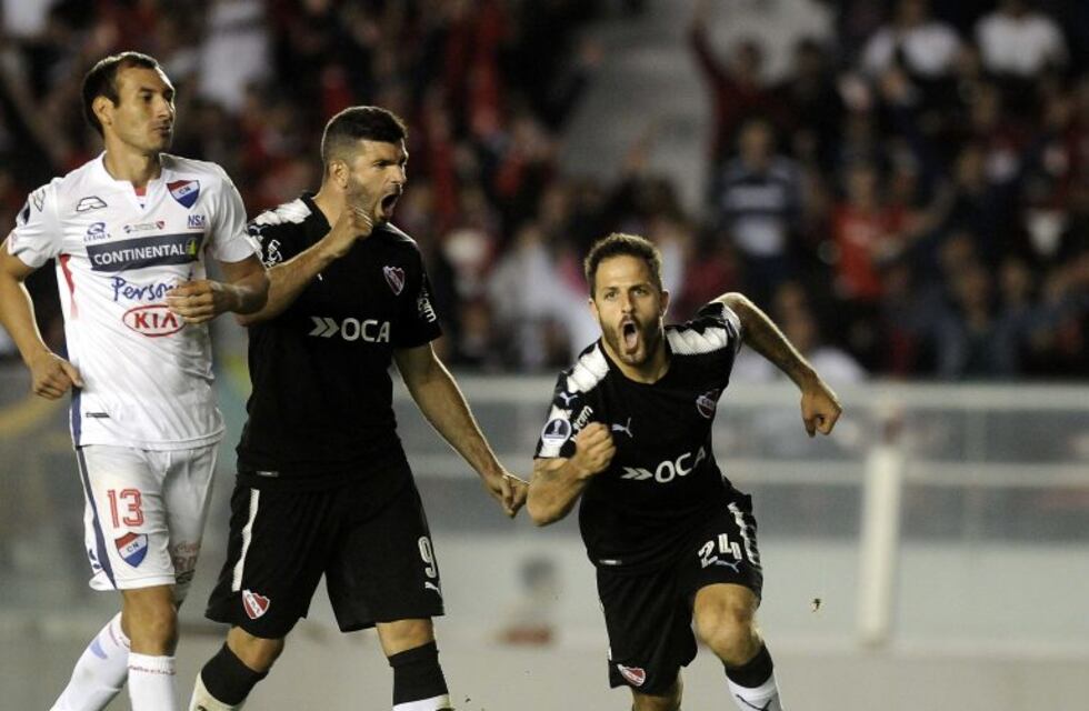 Copa Sudamericana: Independiente le ganó 2-0 a Nacional de Paraguay y está en la semifinal