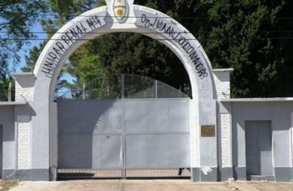 Disturbios y principio de incendio en la Unidad Penal N° 1