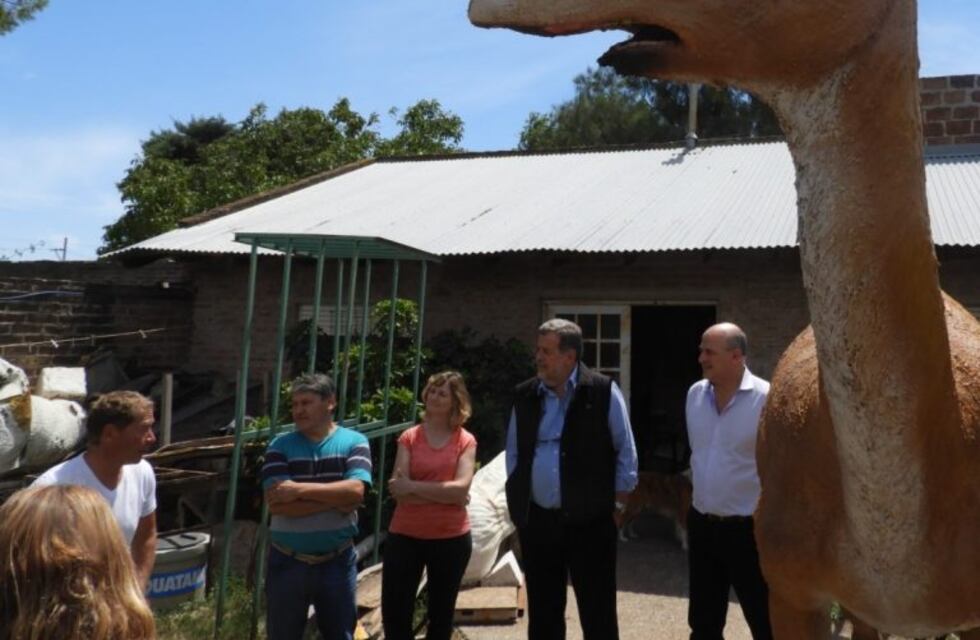 Se incorporarán dos nuevas réplicas al Parque Mega Fauna de Pehuen Co