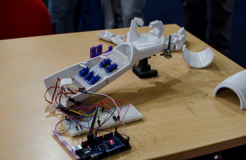 Una prótesis de brazo impresa en 3D para personas de bajos recursos