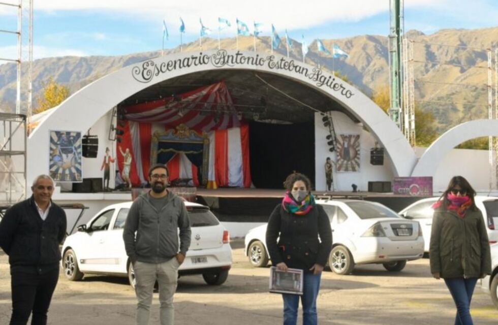 Villa Mercedes se prepara para las funciones de autocine