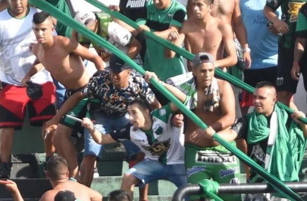 Tras la pelea en el partido de Nueva Chicago detuvieron a tres hombres, entre ellos el jefe de la barra brava