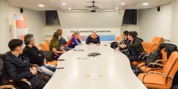 Reunión por Juegos Evita y Auracanía\u002E