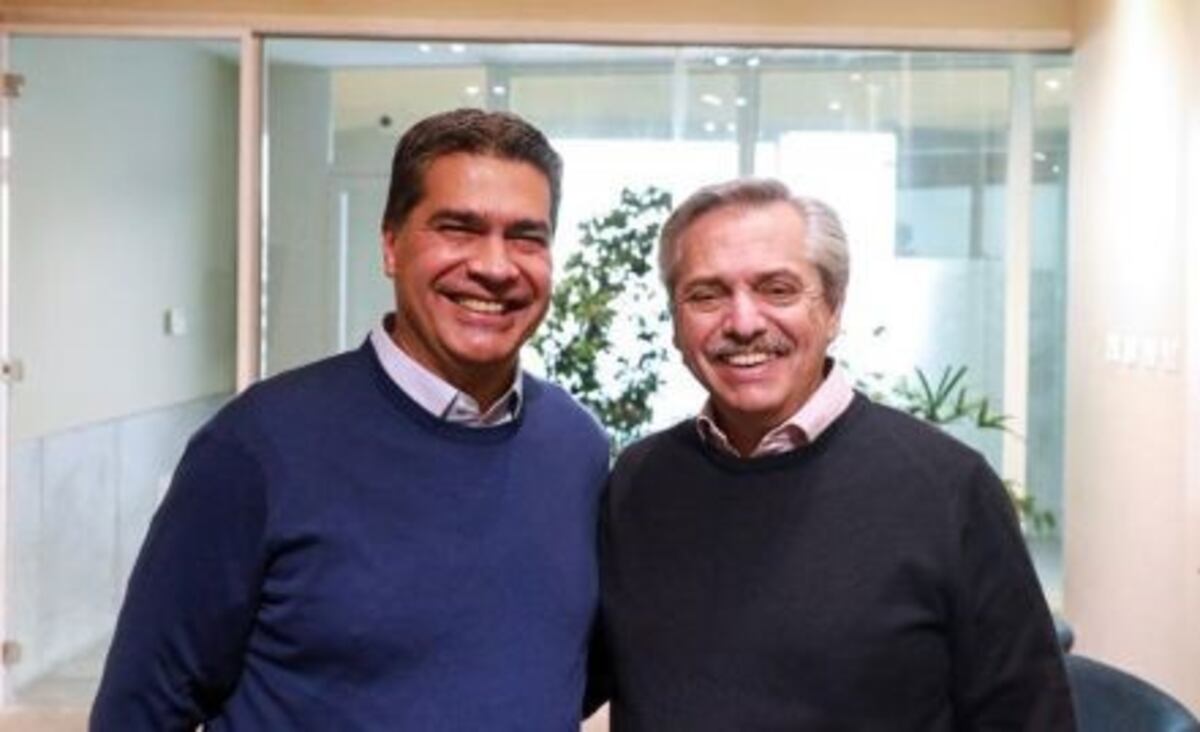 Capitanich se reunió con Alberto Fernández y analizaron la Hidrovía Paraná - Paraguay\u002E (Web)\u002E