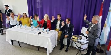 Saldán ceremonia de concejales