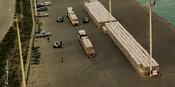 Pico Truncado exporta 15 mil toneladas de Cemento a Paraguay