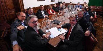 El formoseño Miguel Mayans quedó como vicepresidente del bloque del PJ en el senado