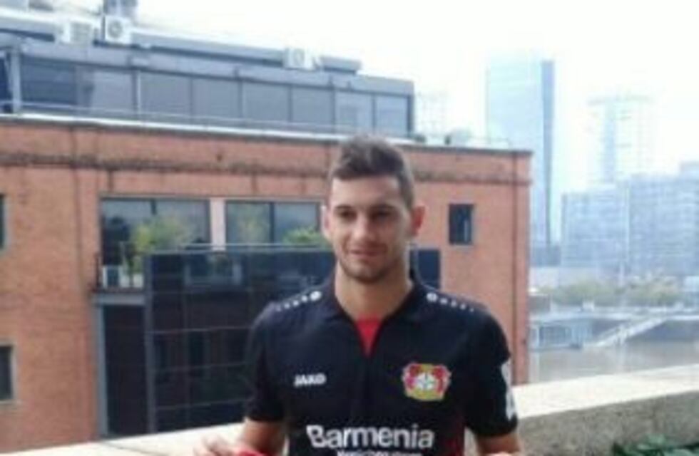 "Alario es jugador del Leverkusen", aseguró su representante