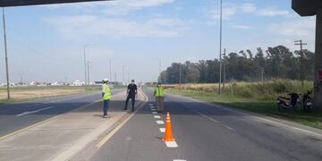 Controles en Arroyito para hacer cumplir el Aislamiento Nacional