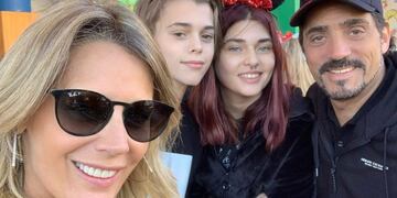 Rocío Marengo y los hijos de Ricardo Fort, de vacaciones en Disney