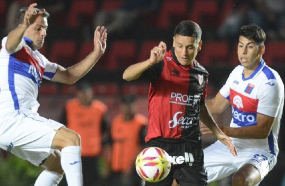 Colón igualó 0 a 0 con Tigre en el debut de la Copa de la Superliga
