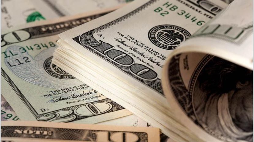 Billetes de dólar.