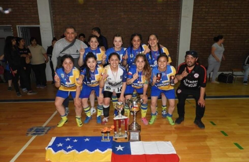 Campeonato de fútbol femenino Eva Marchand