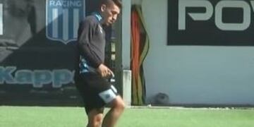 Tras el escándalo, Ricardo Centurión se entrenó con normalidad en Racing\u002E