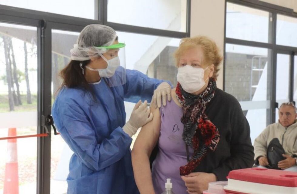 Llegó la nueva tanda de vacunas antigripales para la región