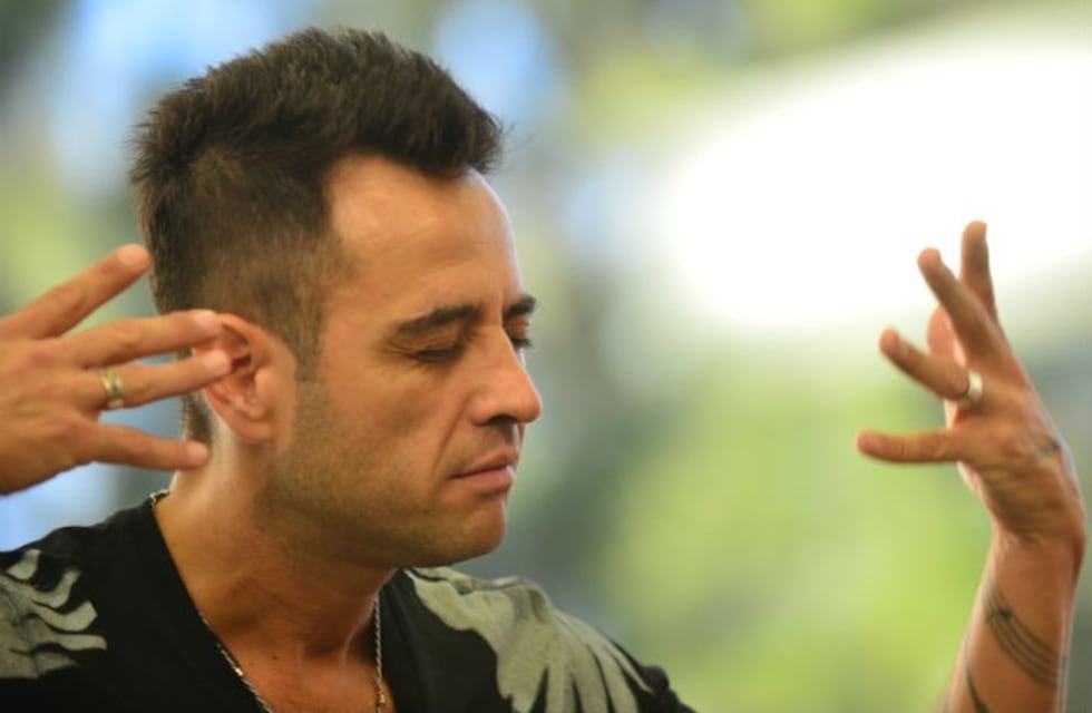 Acto reflejo, Lisandro Márquez vuelve a los escenarios