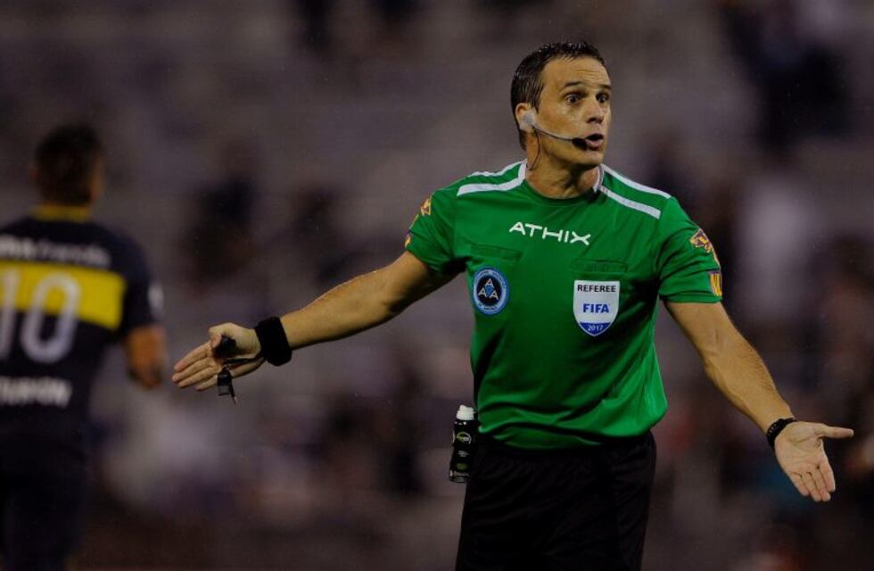 Loustau dirigirá Central-Boca y Tello estará a cargo de River-Newell's