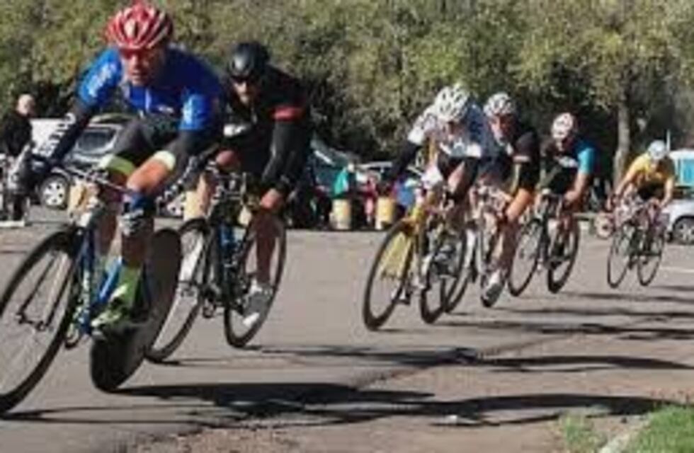 Comienza el ciclismo en el Parque de Mayo