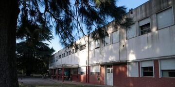 El Hogar ubicado en Camino Centenario y 48\u002E