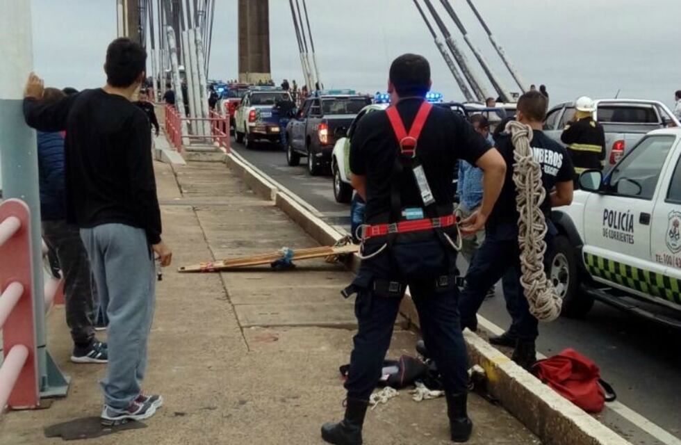 Puente Chaco-Corrientes: un joven intentó arrojarse al río