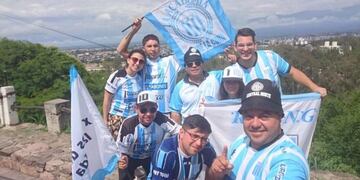Amigos fueron a ver a Racing de Córdoba en Salta\u002E