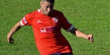 Luis Tourn había jugado en 2017 en la Liga Casildense de Fútbol para el equipo del club Unidos de Zavalla\u002E (Facebook)