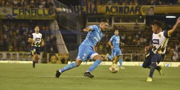 El Pirata fue incisivo y convirtió en figura a Ledesma, arquero del Canalla\u002E