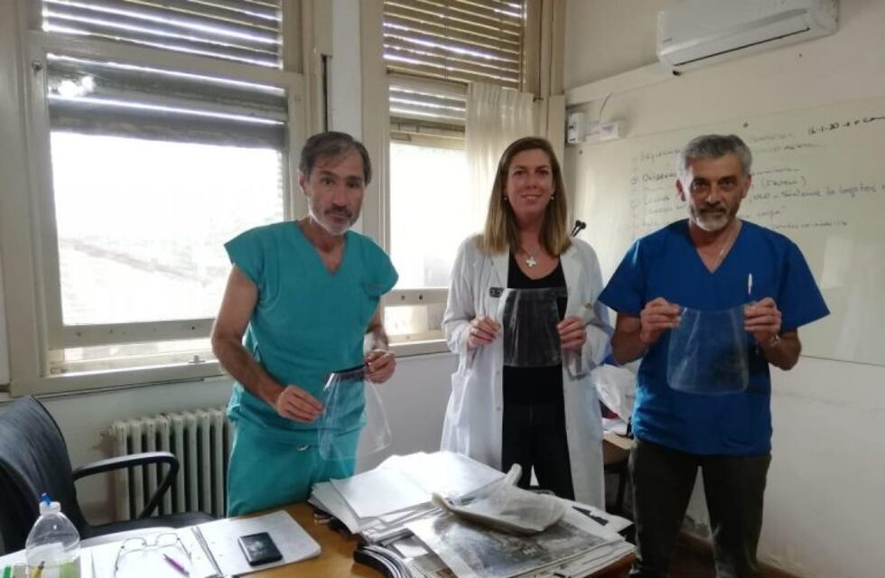 Solidaridad: Cuidemos a Nuestros Héroes donó 400 máscaras protectoras reutilizables a hospitales públicos