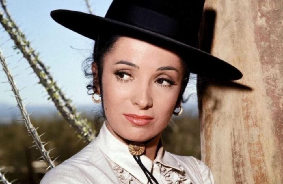Murió a los 89 años Linda Cristal, la actriz argentina que triunfó en Hollywood con "El gran Chaparral"