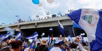 Unidad Nacional Azul y Blanca
