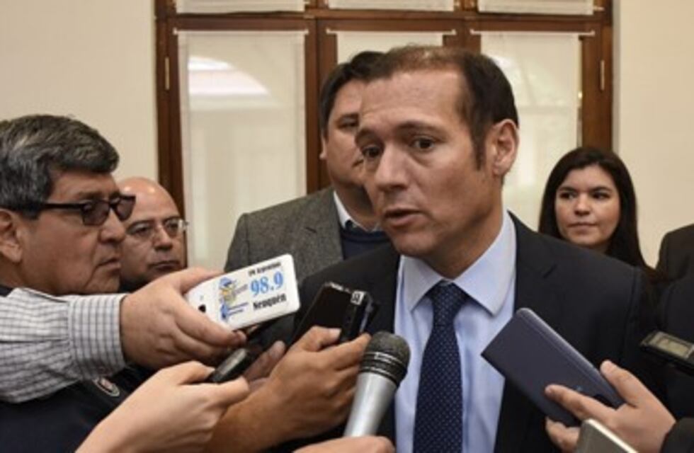 Anuncian la compra de nuevo equipamiento para la Policía provincial