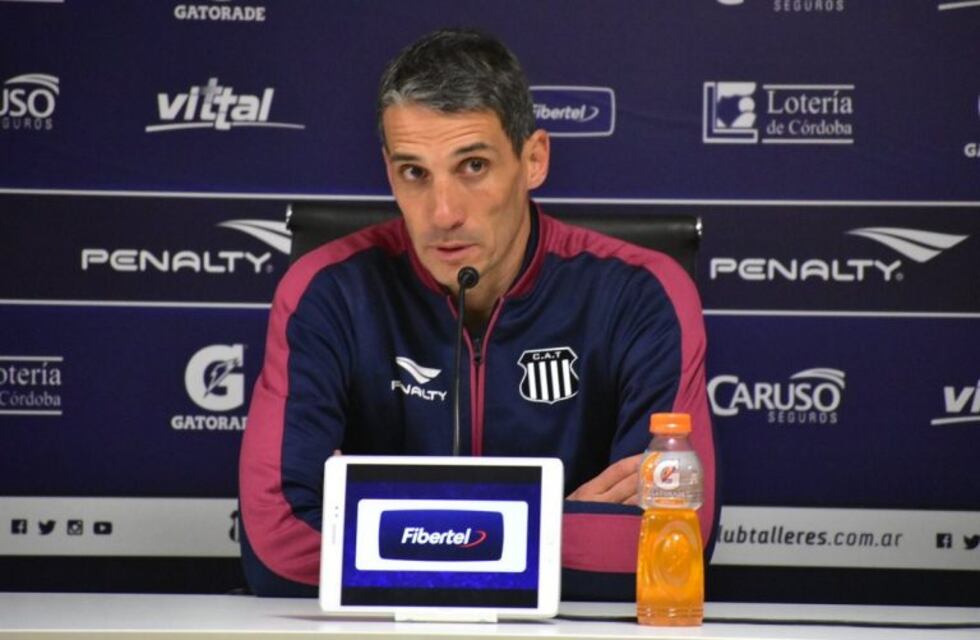 El elogio de Vojvoda para Arias: "Premio a un jugador que da todo para el equipo"