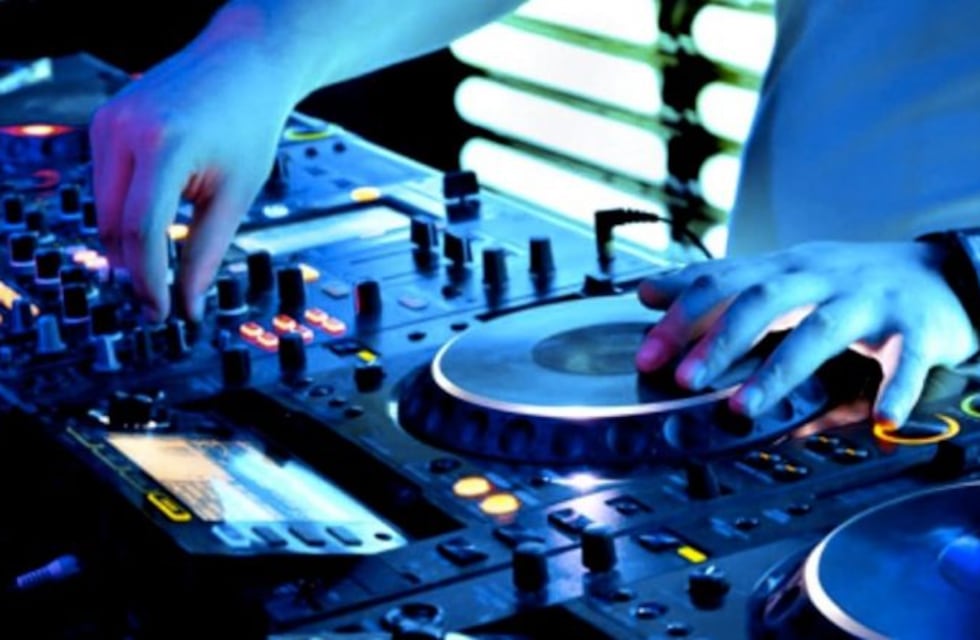 Gobierno se reunió con referentes de las Asociaciones de DJs y Afines de Río Grande y Ushuaia