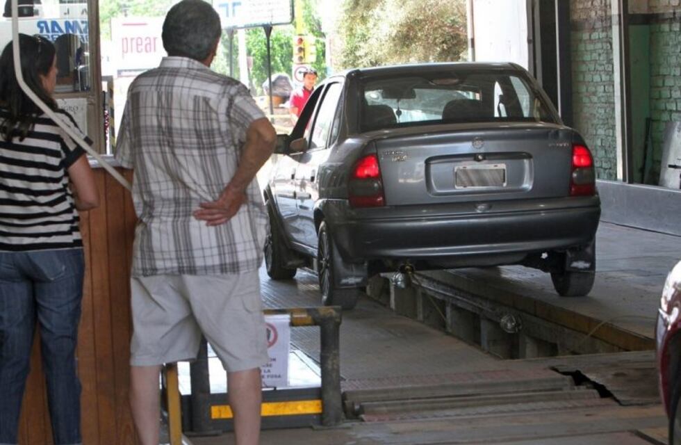 Mendoza: la revisión técnica de los vehículos será obligatoria recién desde marzo