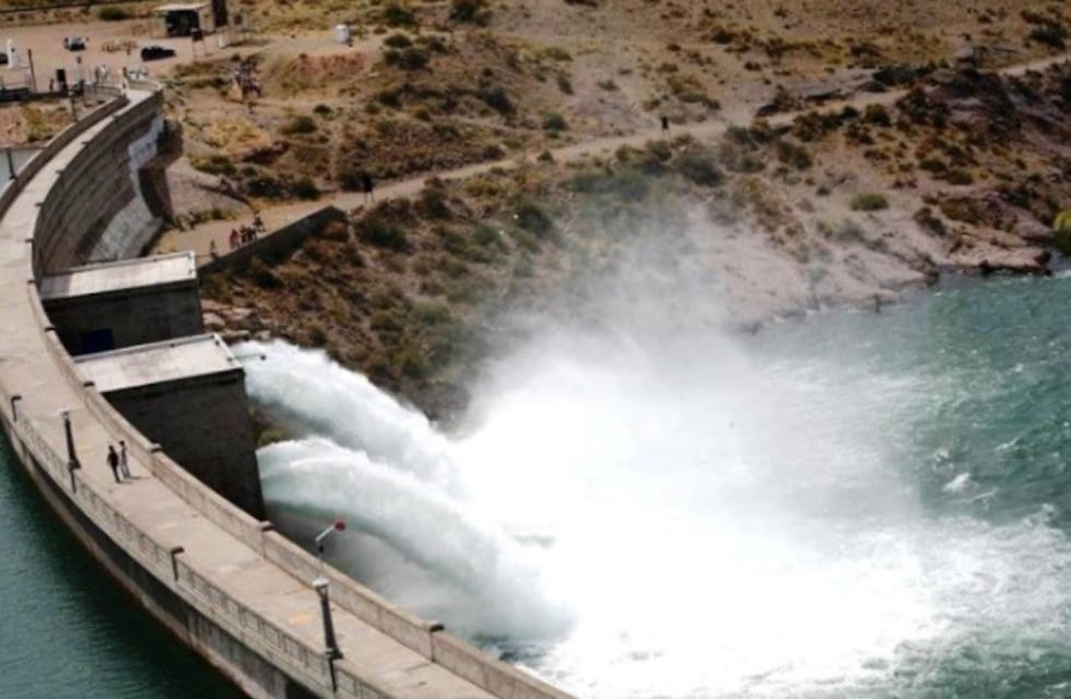 Mirá cómo cambió el Embalse El Nihuil a través del tiempo