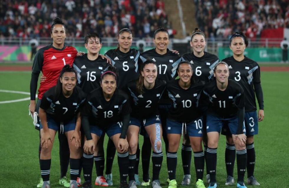 Con Yamila Rodríguez la selección femenina de fútbol empató y enfrenta a Paraguay