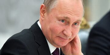 Russian President Vladimir attends a meeting with French businessmen in the Kremlin in Moscow, Russia, Thursday, April 18, 2019\u002E (Alexei Druzhinin, Sputnik, Kremlin Pool Photo via AP)