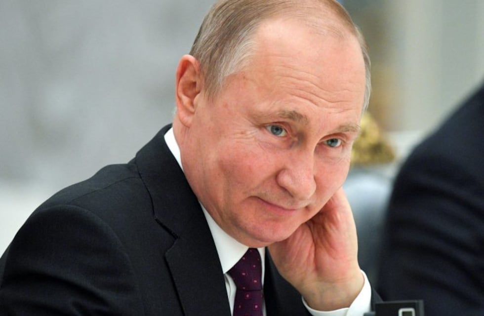 Putin anunció la disposición de empresas rusas para ayudar a reconstruir Notre Dame