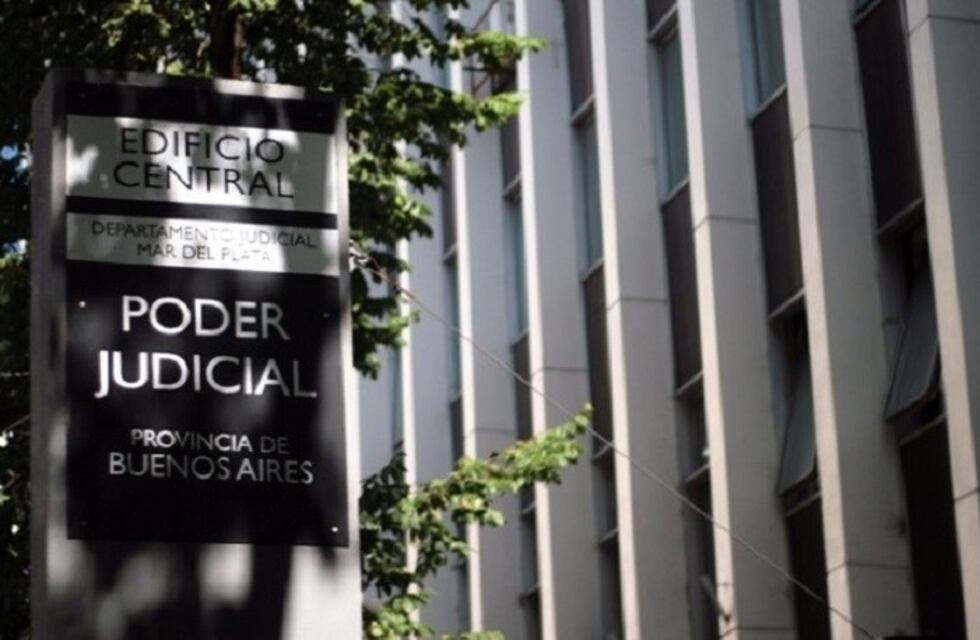 Se entregó a la Justicia el hombre que atropelló al motociclista en la avenida Carlos Tejedor