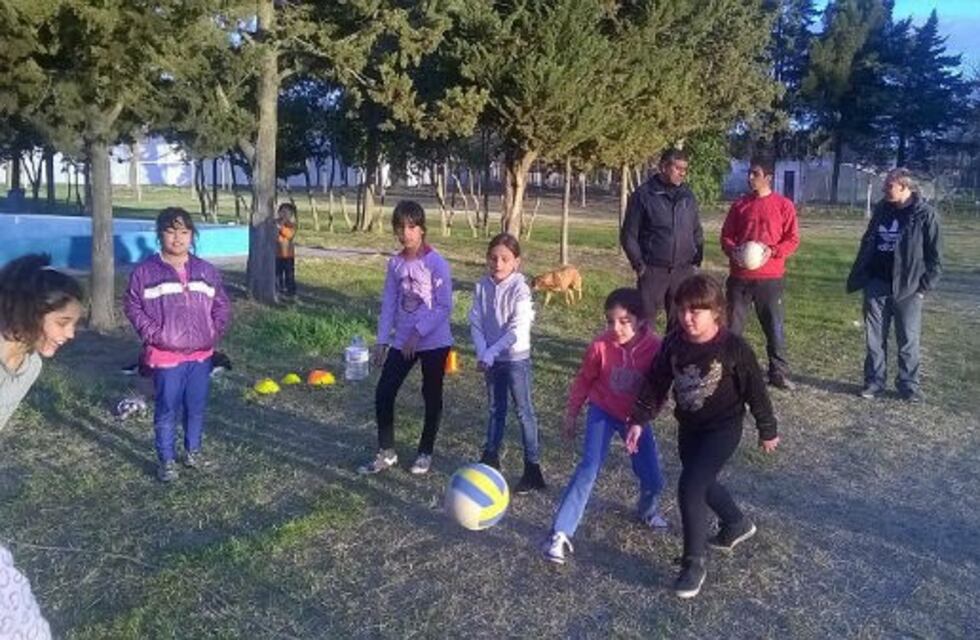 Impulsan la práctica deportiva para niños y adolescentes en edad escolar