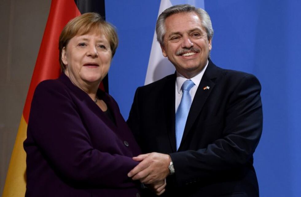 El Presidente recibió el apoyo de Angela Merkel para "reforzar" las "relaciones económicas" bilaterales