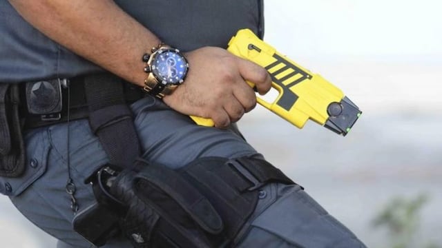 El Gobierno reglamentó el uso de las pistolas eléctricas Taser para las fuerzas de seguridad (Foto: Imagen ilustrativa)