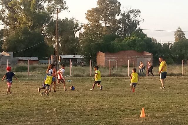Escuelita de Fútbol Barrio Ranchos de la Virgen de Lujan